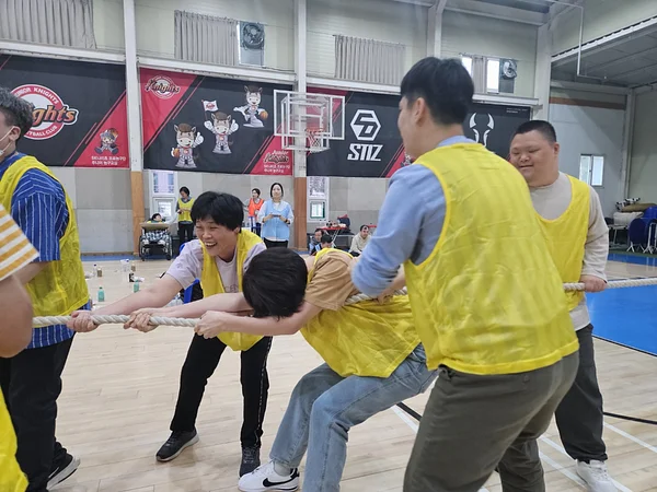반갑다 내일아